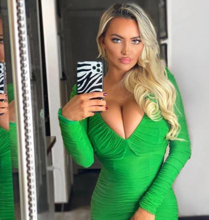 Lindsey Pelas photo 269514
