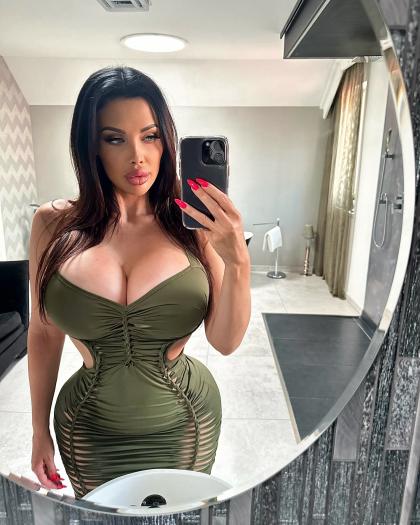 Aletta Ocean photo 40238