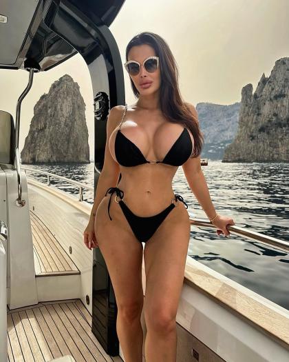 Aletta Ocean photo 40261