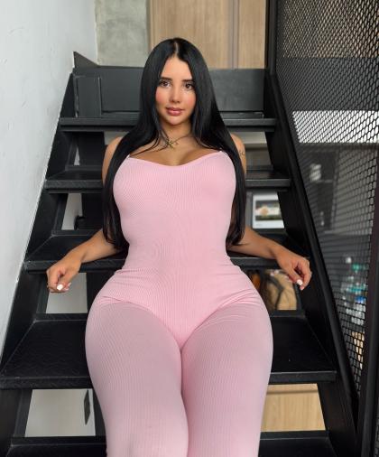 Angela Rodriguez photo 181405