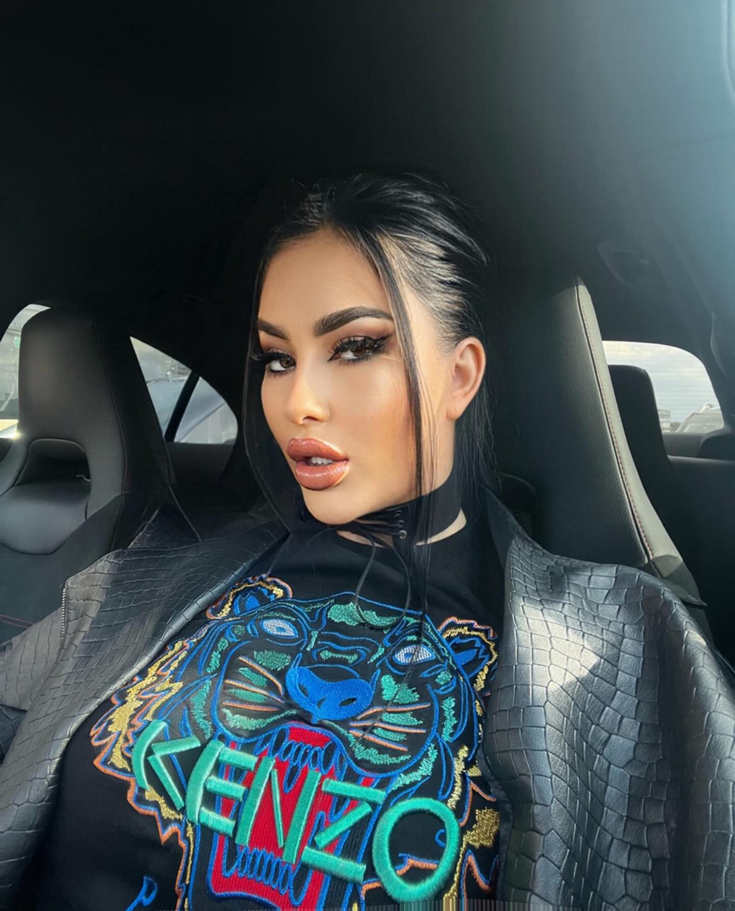 Angelika Zol