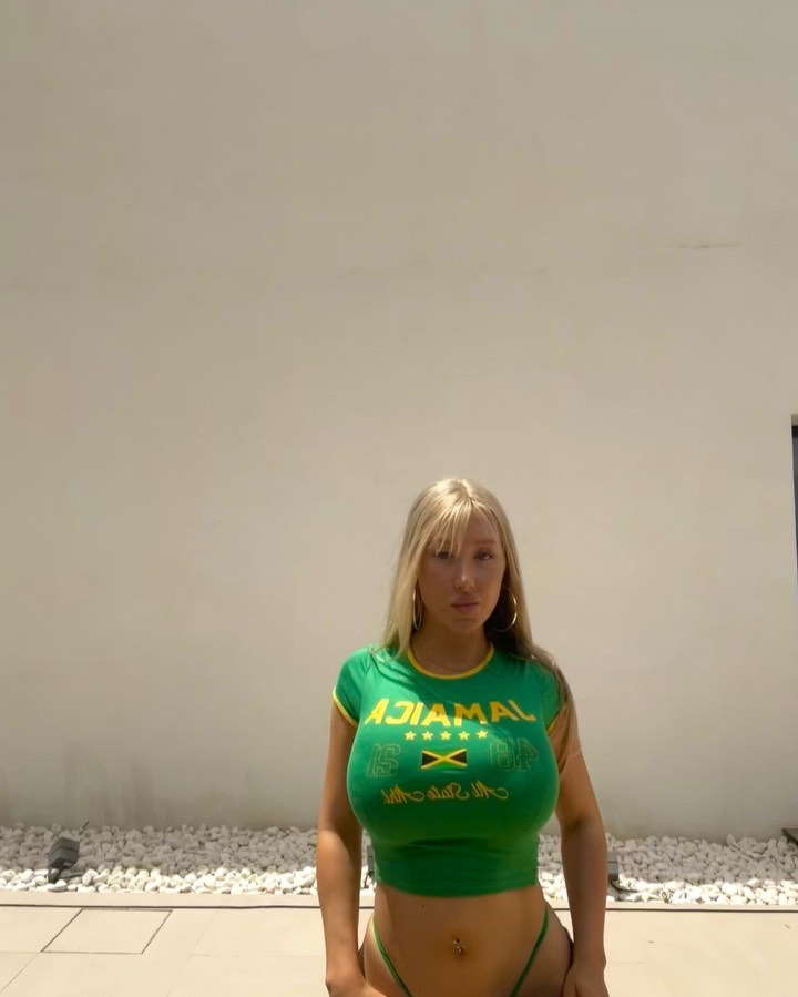 Amanda Toy