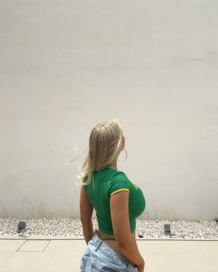 Amanda Toy