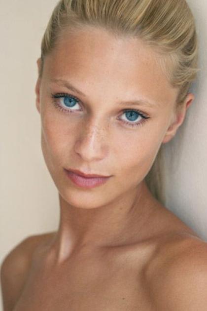 Anouk Van Kleef photo 183973