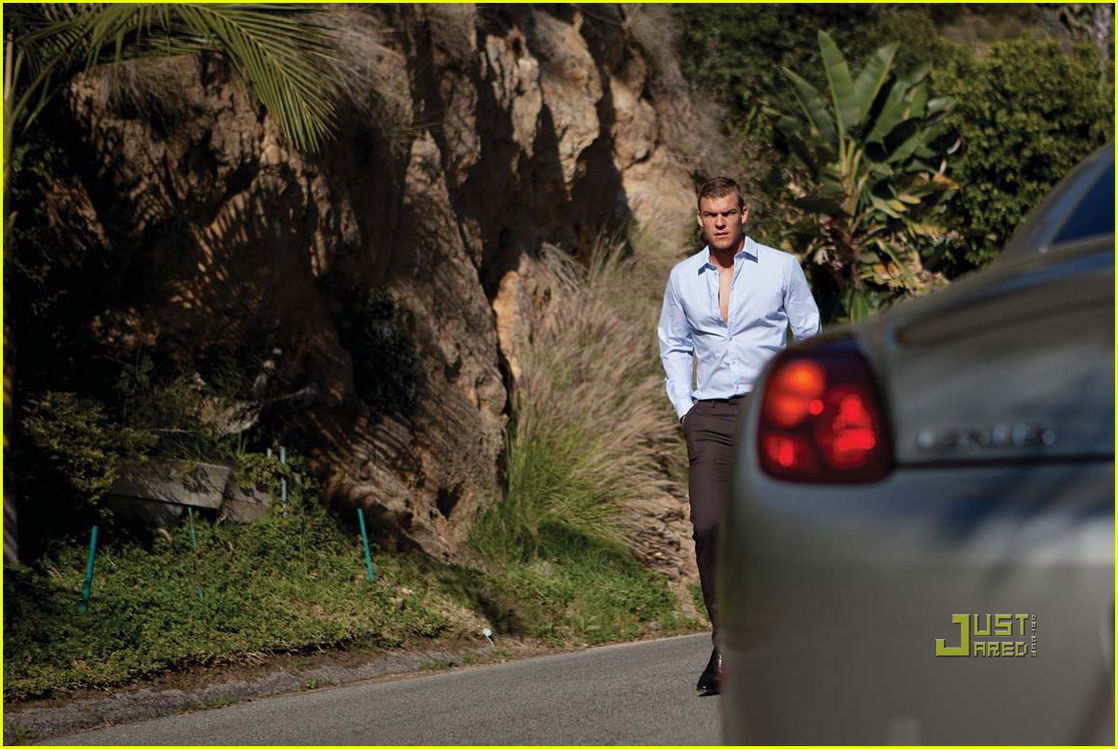 Alan Ritchson