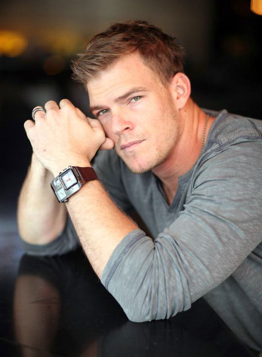 Alan Ritchson