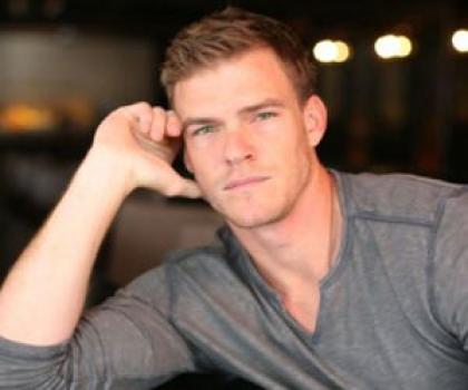 Alan Ritchson photo 184256