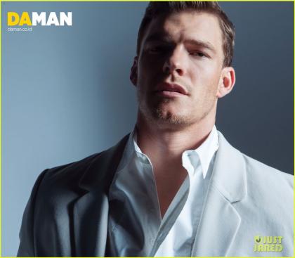 Alan Ritchson photo 184289