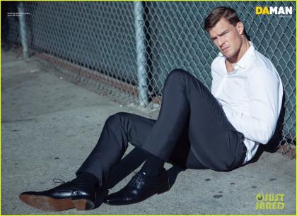 Alan Ritchson photo 184291