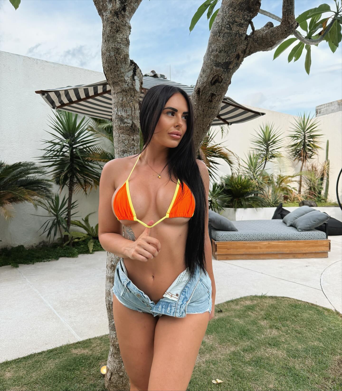 Alicia Davis