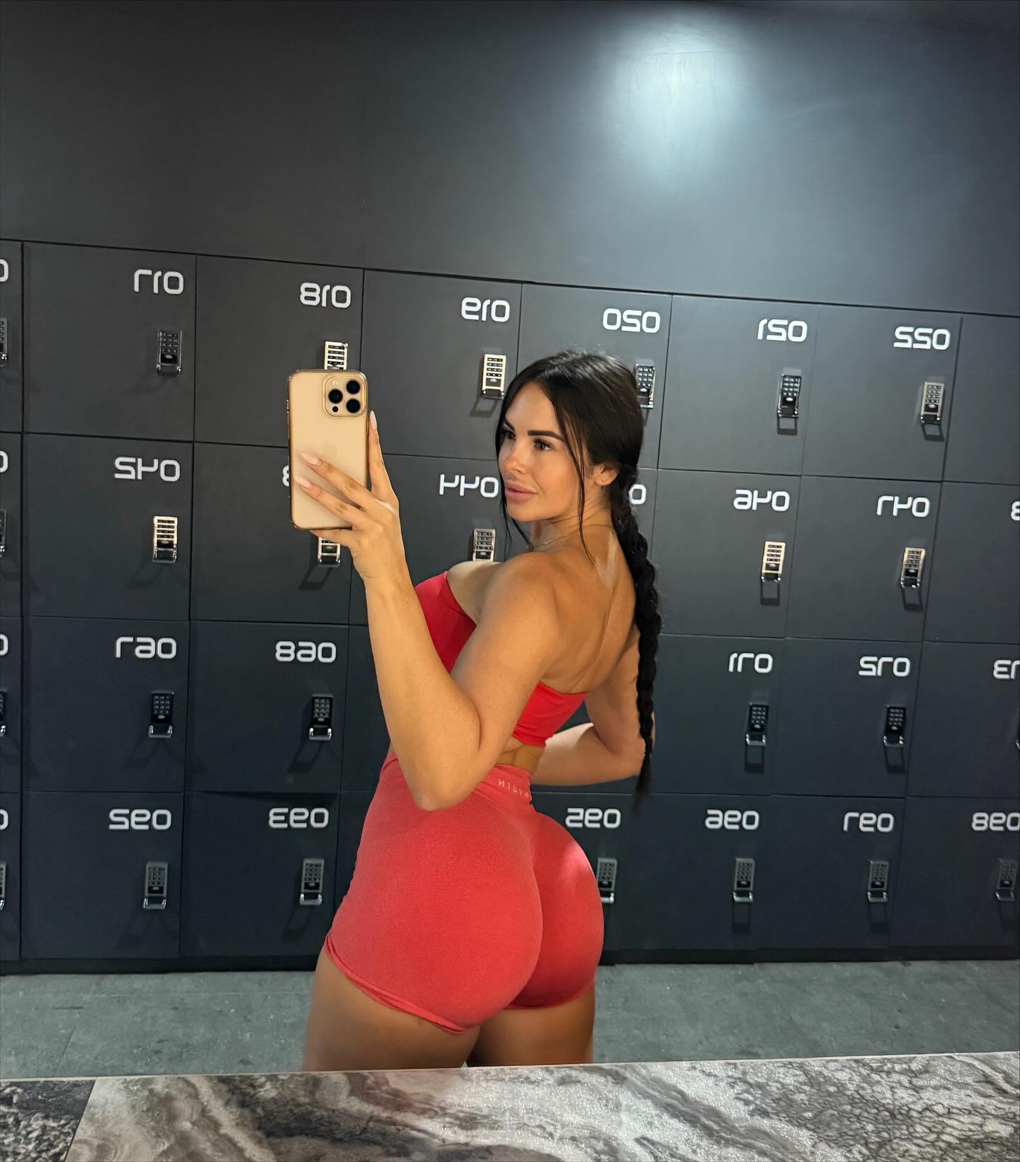 Alicia Davis