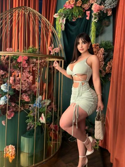 Analy Bazan photo 196387