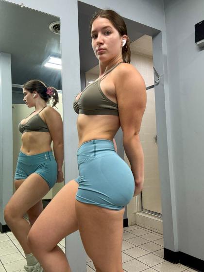 Amelia Bogovich photo 197111