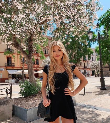 Pamela Reif photo 279192