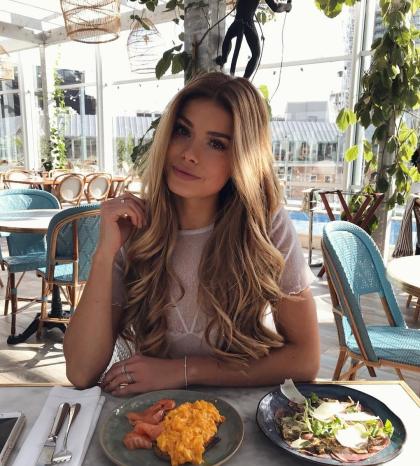 Pamela Reif photo 279262