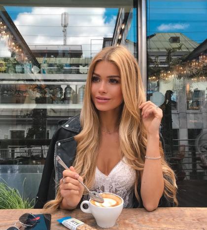 Pamela Reif photo 279328