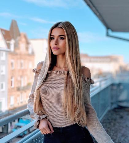 Pamela Reif photo 279367