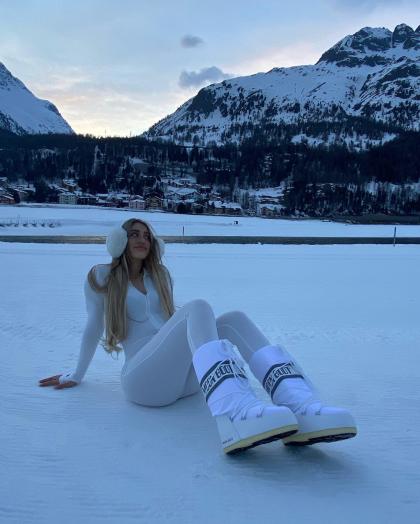 Ester Bron photo 205881