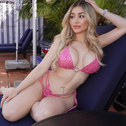 Diosa Santos