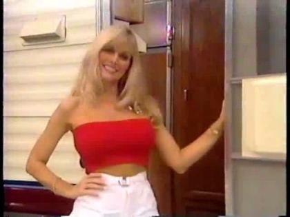 Dian Parkinson photo 211115