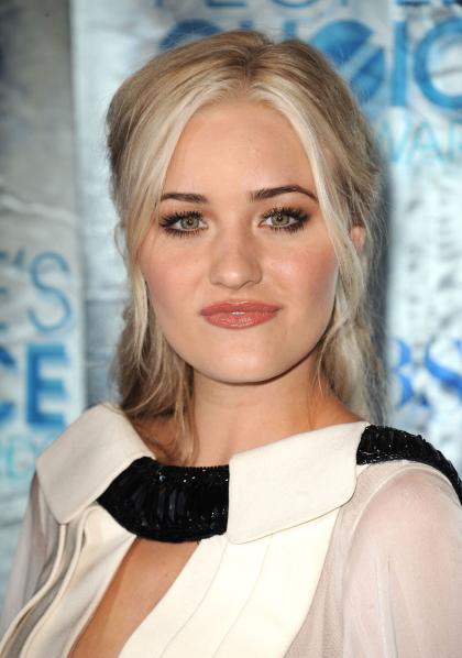 AJ Michalka photo 211334