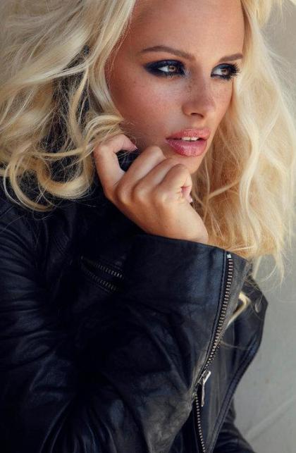 Rhian Sugden photo 213740
