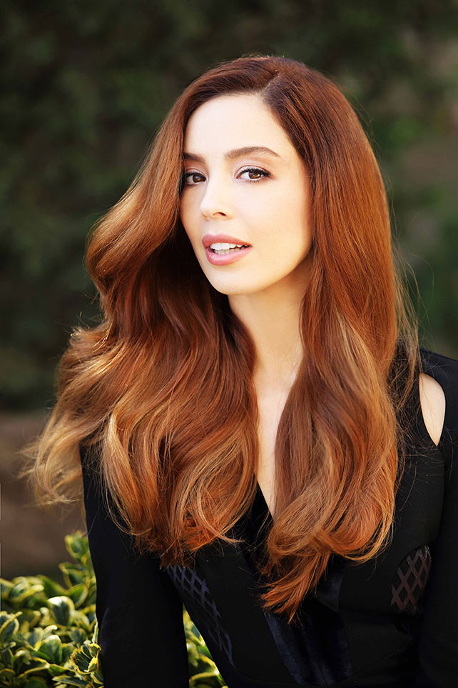Azra Akin