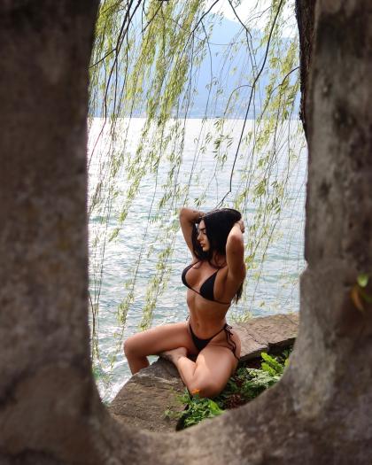 Emily Rinaudo photo 214345