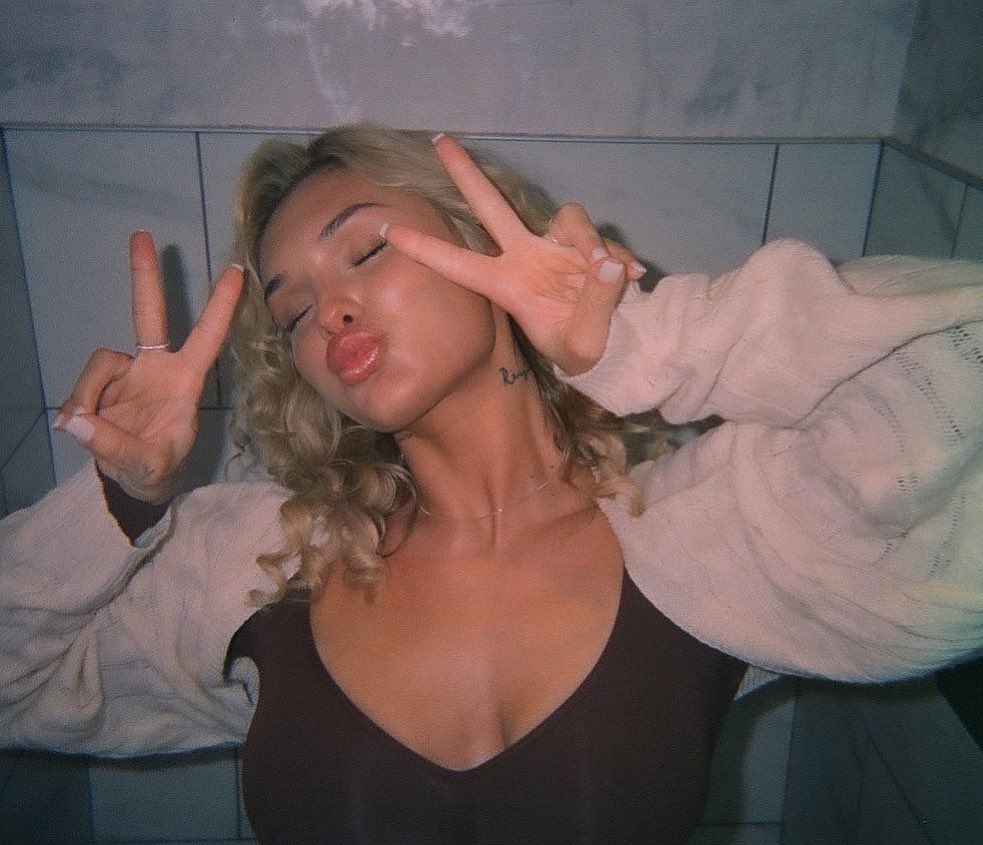 Alaina Ellis