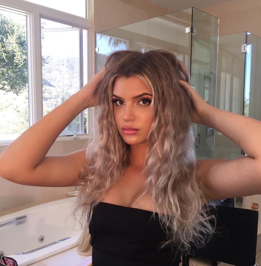Alissa Violet
