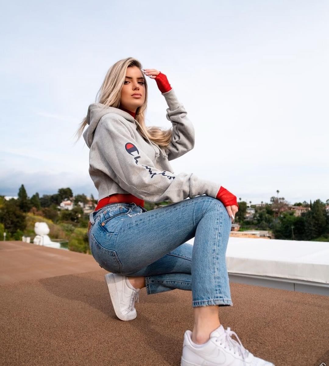 Alissa Violet