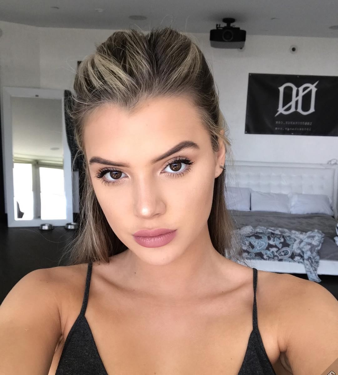 Alissa Violet