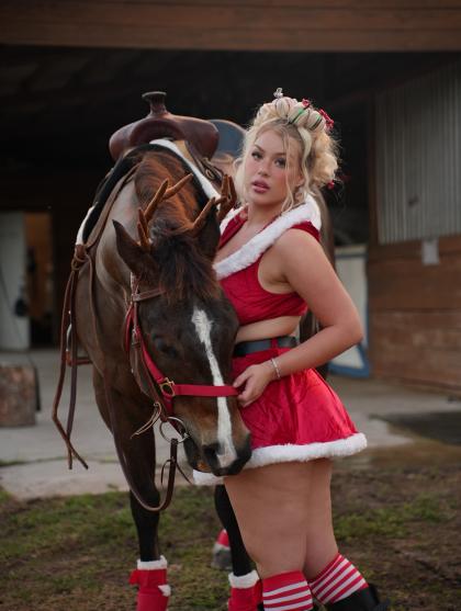 Becky Crocker photo 223370