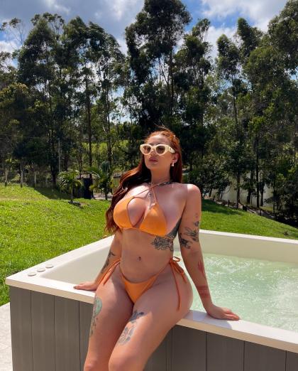 Natalia Valencia photo 223426
