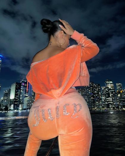 Katya Elise Henry photo 228412