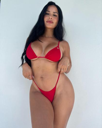 Katya Elise Henry photo 228431