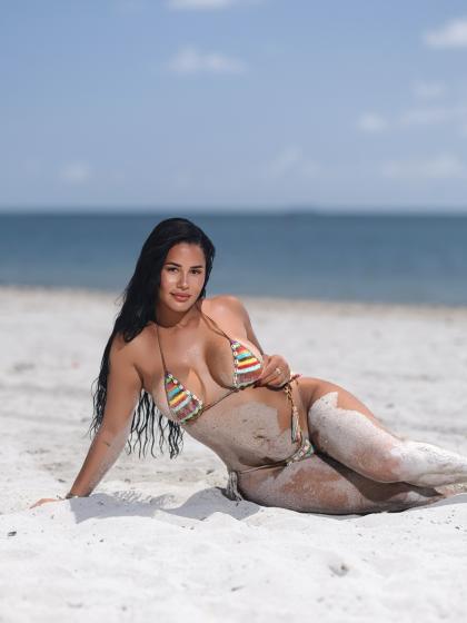 Katya Elise Henry photo 228464