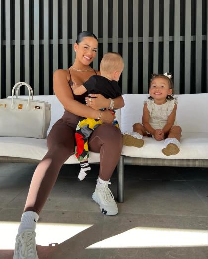 Katya Elise Henry photo 228676