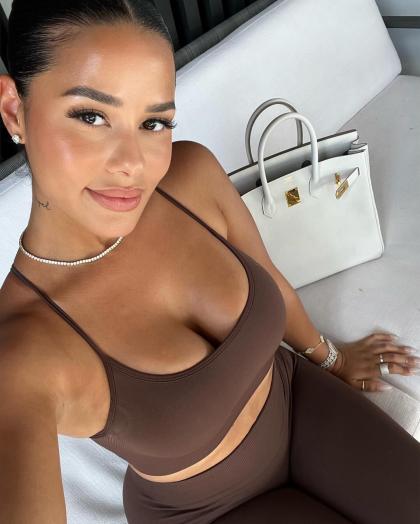 Katya Elise Henry photo 228681