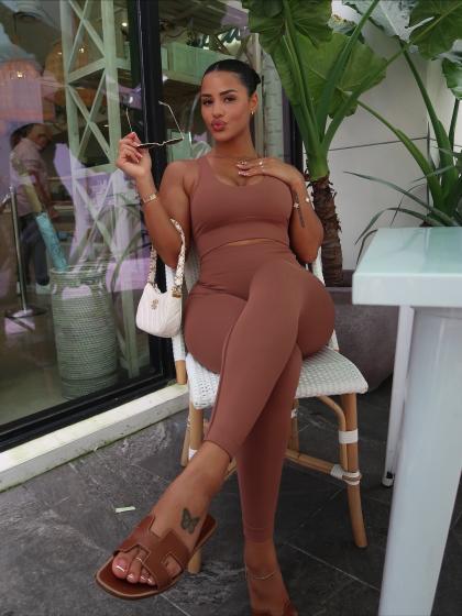 Katya Elise Henry photo 228711