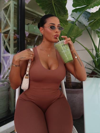 Katya Elise Henry photo 228712