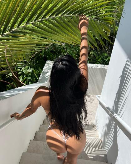Katya Elise Henry photo 228890