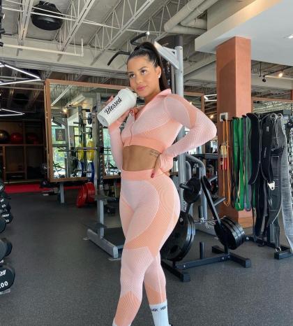 Katya Elise Henry photo 312735