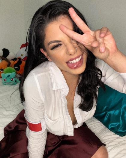 Gina Valentina