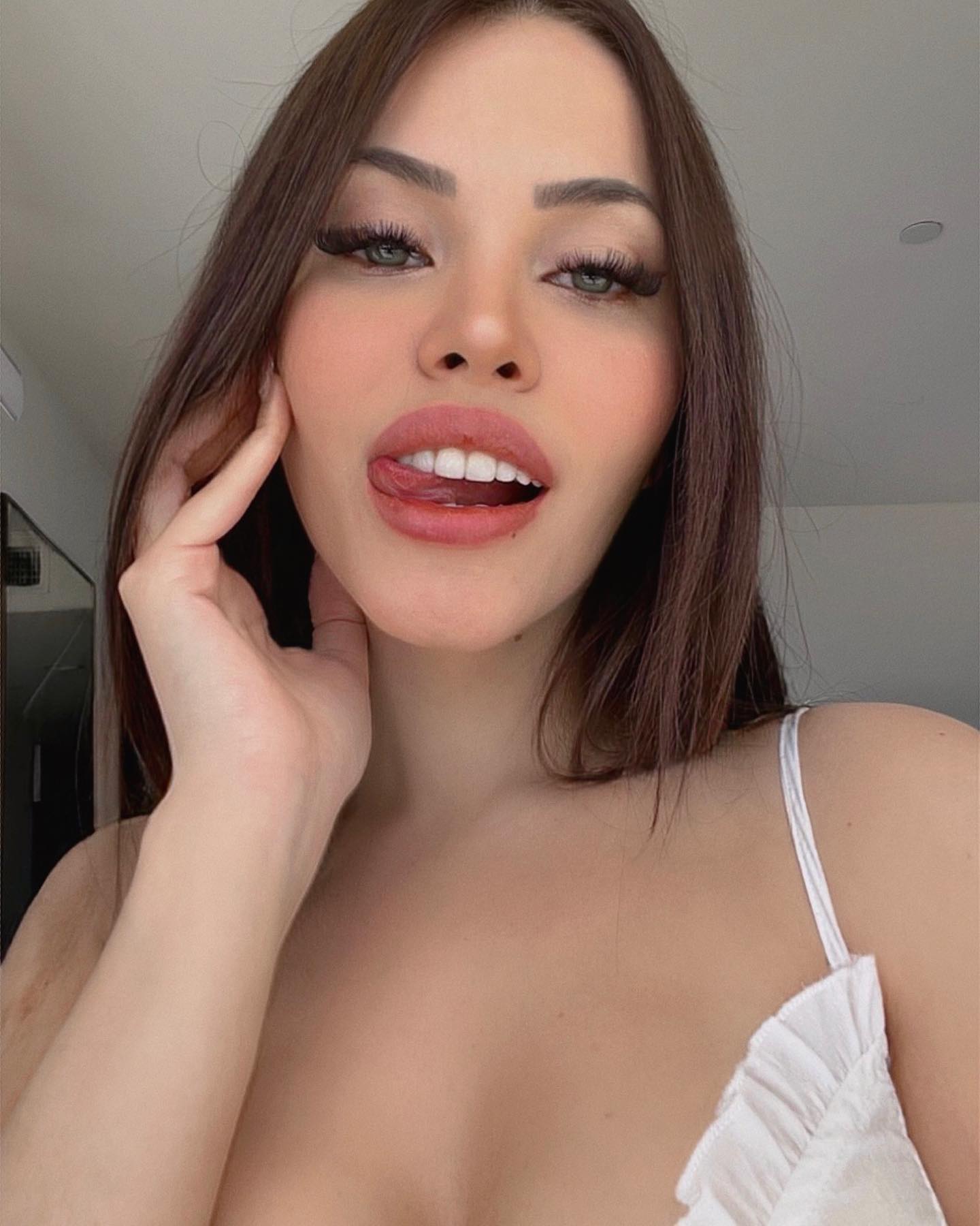 Claudia Alende