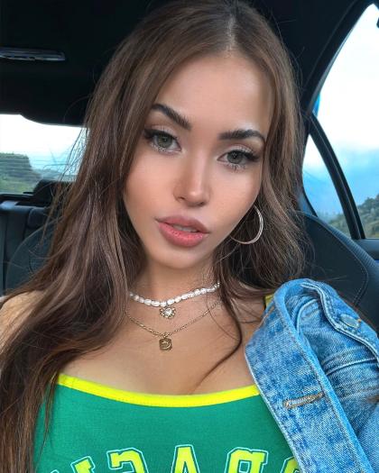 Claudia Alende photo 233827