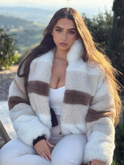 Eva Savagiou photo 216137