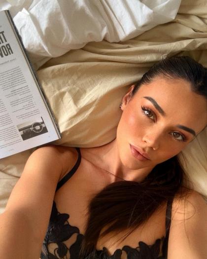 Zoe Evan photo 247305