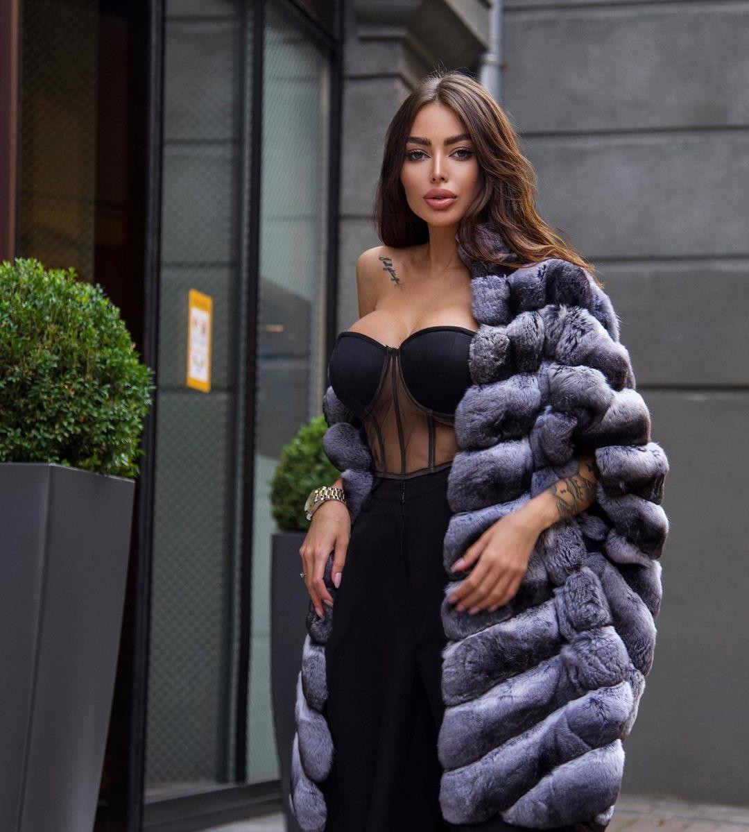 Alena Omovych