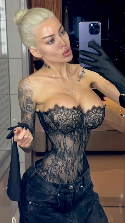 Alena Omovych photo 2353